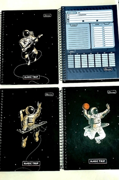 Caderno Colegial 1 matéria Astronauta - CADERSIL na internet