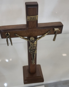 Crucifixo Nossa Senhora La Salette mesa 20cm - Ouro velho ETK