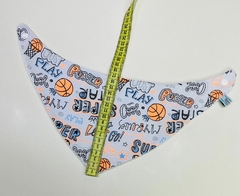 BABADOR BANDANA ESTAMPA BASQUETE - Bambinipersonalizados