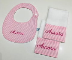 KIT BABADOR E FRALDINHA MENINA - comprar online