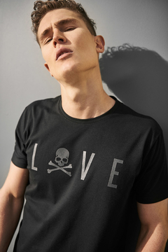 Remera Love