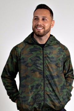 Corta vento masculino sales camuflado