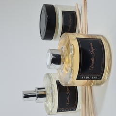 KIT TRIO - VELA PERFUMADA 150G + DIFUSOR DE AMBIENTE 240ML + HOME SPRAY 240ML - VANILLA IMPERIAL - comprar online