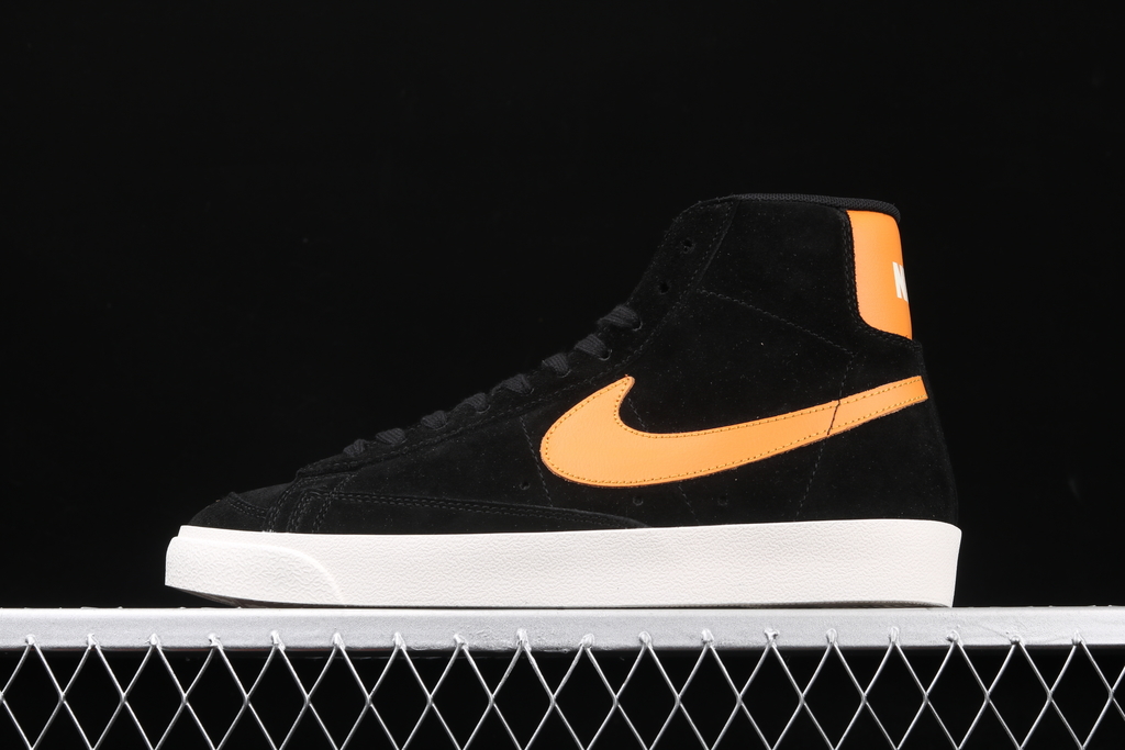 Nike blazer hotsell 77 black amber