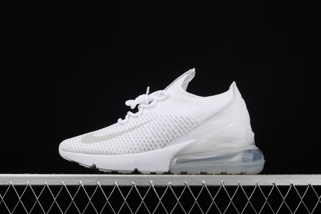 Air max 270 2024 triple white flyknit