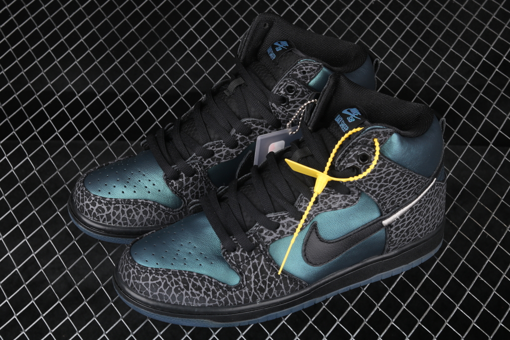 Nike Dunk High SB Black Hornet x Black Sheep