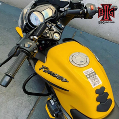 Bajaj Rouser NS 125 en internet