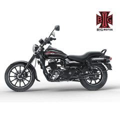 Bajaj Avenger 220 Street en internet