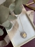 Medalha Milagrosa N.s. Senhora com Safiras Brancas - Ouro 18k - comprar online