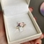 Petit Anel Quartzo Rosa Oval e Pedras - Ouro 18k - comprar online