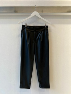 [Cuerina] Pantalon Mom