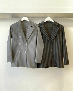 [Punto Roma] Blazer con Boton Rayado - comprar online