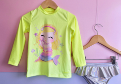 Conjunto blusa e tanga holográfica sereia proteção UV 50+ amarelo neon na internet