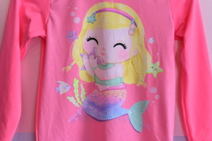Imagem do Conjunto blusa e tanga holográfica sereia proteção UV 50+ rosa neon