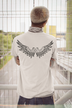 Camiseta T-shirt Another Wings Branca (REPOSIÇÃO, NOVOS TAMANHOS NO ESTOQUE!) na internet