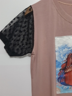 T-shirt de luxo com detalhe em Tule - Melo Boutique