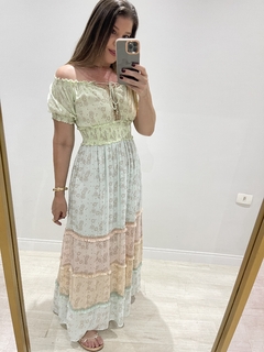 Vestido Lowa na internet