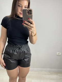 Shorts Mel na internet