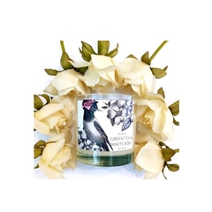 Vela aves Green tea & white Rose