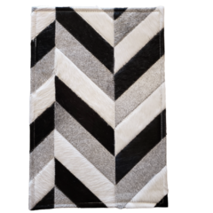 Tapete de couro Geométrico Chevron Mix Color Preto - comprar online