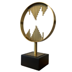 Escultura Circulo Metal Dourado - comprar online