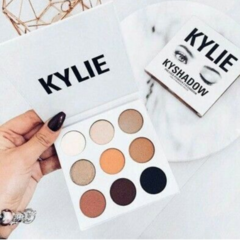 PALETA KYLIE 1PZA - MayoreoLovesMeModa