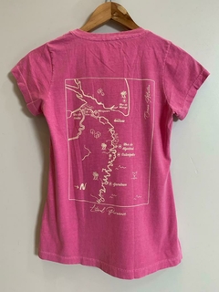 Camiseta babylong "Litoral" rosa com gelo - comprar online