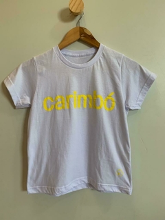 Camiseta infantil "Carimbó" branco com amarelo