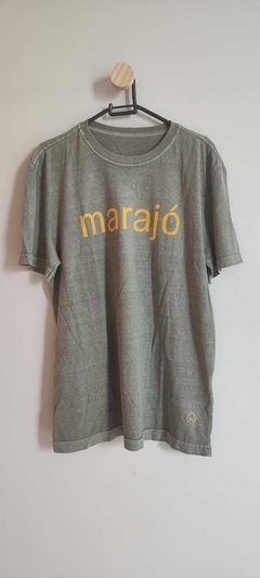 Camiseta unissex "Marajó" - Verde militar com mostarda