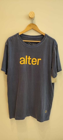 Camiseta unissex "Alter" (azul marinho com amarelo)