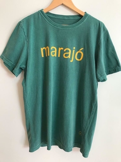 Camiseta "Marajó" verde musgo com mostarda