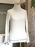 Blusa canelada off white mangas longas flare - comprar online