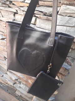 TOTE BAG LOVE❤ NEGRA - comprar online