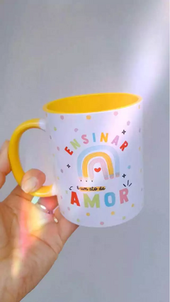 ENSINAR É UM ATO DE AMOR...