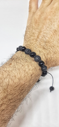 Pulseira Shambala Pedras Lava Vulcânica e Ônix Preta 8mm - loja online