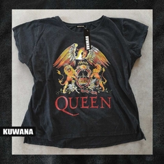 Remera Queen Nevada