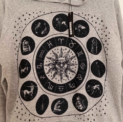 Buzo Hoodie Zodiacal - comprar online