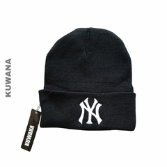 Gorro lana Bordado NY