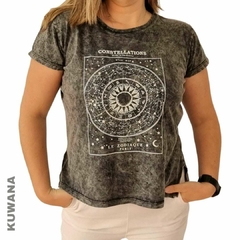 Remera Constelaciones (M/L)