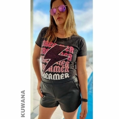 Remera Dreamer Nevada (M) en internet