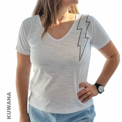 Remera V Thunder White FLAME PREMIUM ( 3 talles)