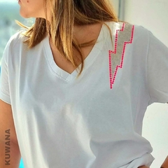 Remera V Thunder pink XL PREMIUM - comprar online