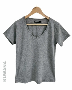 Remera V Basic Grey (4 talles)