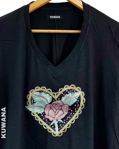 Remera V OVERSIZE (XL) BOHEMIAN HEART - Kuwana Mayorista