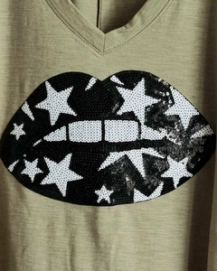 Remerón V Manga 3/4 OVERSIZE (XXL) GREEN LIPS STARS en internet