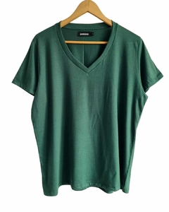 Remera V Basic PREMIUM VERDE INGLES ( M AL XL)