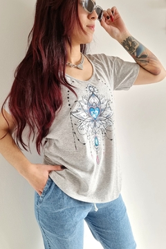 Remera V PREMIUM LOVE BLUE Grey [ 4 talles]