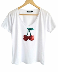 Remera V PREMIUM (4 talles) - CHERRY SHINE