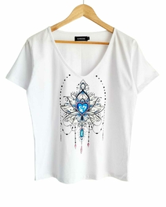 Remera V PREMIUM LOVE BLUE White [ 4 talles]