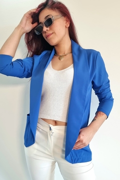 Blazer Sastrero Emma Blue Electric (M al XL) - Kuwana Mayorista